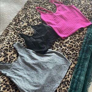 Set of 11 stretchy workout Crop Tops - Pink, Black, Gray etc